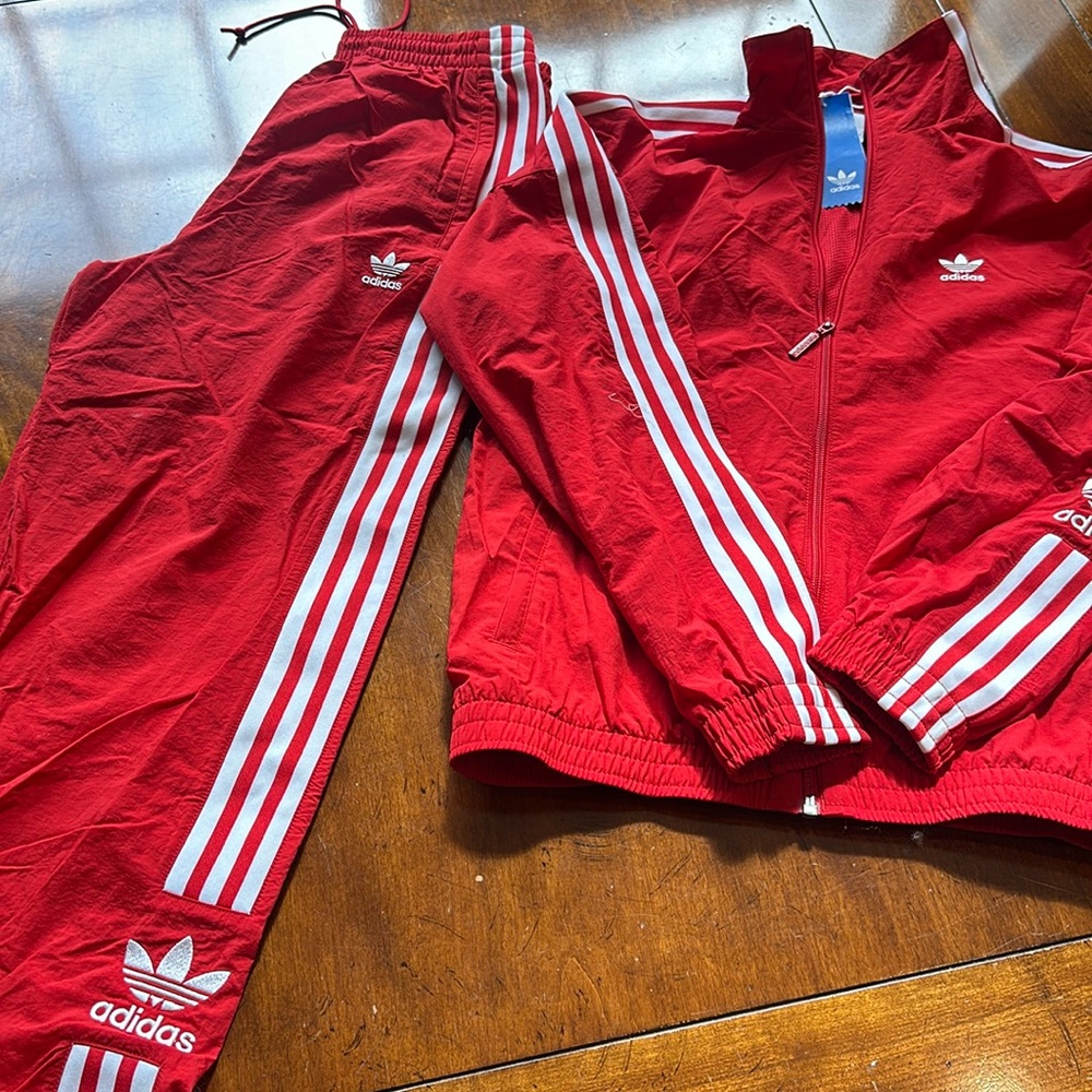 Adidas women 2 piece jogger suit, XS, new red/white track set